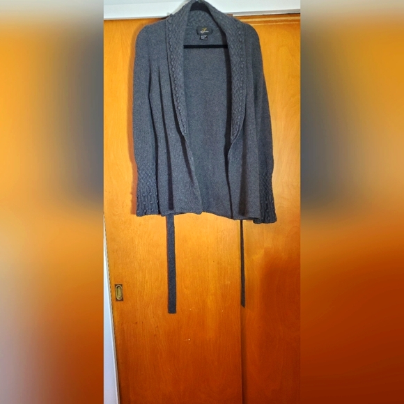 Belted PURE CASHMERE gray sweater small - Picture 2 of 5